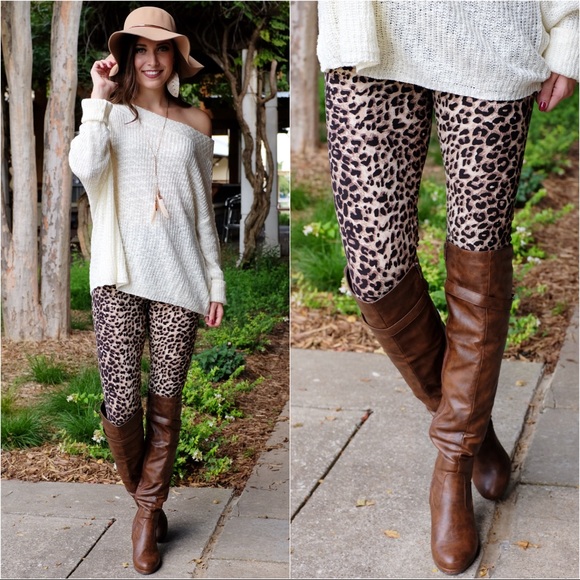 ✨LAST PAIR✨Leopard Print Leggings - Picture 3 of 3